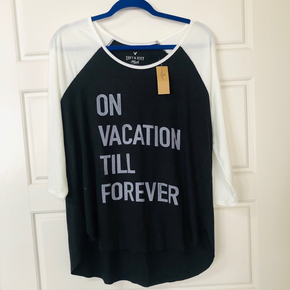 Brand New: American Eagle Graphic T-Shirt